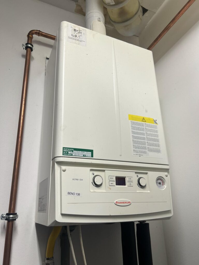 Hranilnik energije Bagrov dom - Elektro omara